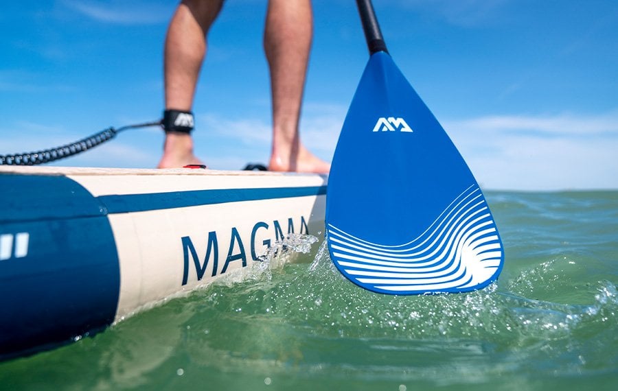 Aqua-marina-sup-leash-kullanimi-denizde-surus-guvenligi