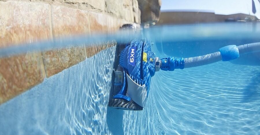 vakumlu havuz robotu havuz duvarına tırmanma