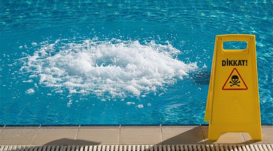 sok_klorlama_sonrasi_havuzda_kimyasal_uygulama