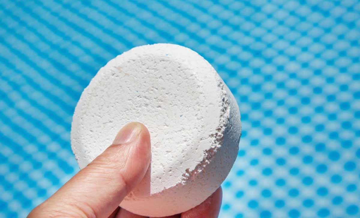 Havuz Kloru Nedir? Doğru Kullanım, pH Dengesi ve Klor Rehberi